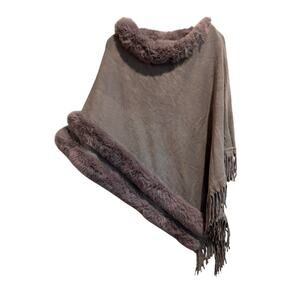 Lida Collection Women’s Gray Lavender Asymmetrical Poncho Faux Fur Fringe
